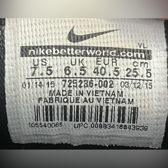 Nike Alpha Shark 2 Mid Football Cleats Shoes 719952-002 Men's Size 10.5 - Picture 10 of 10